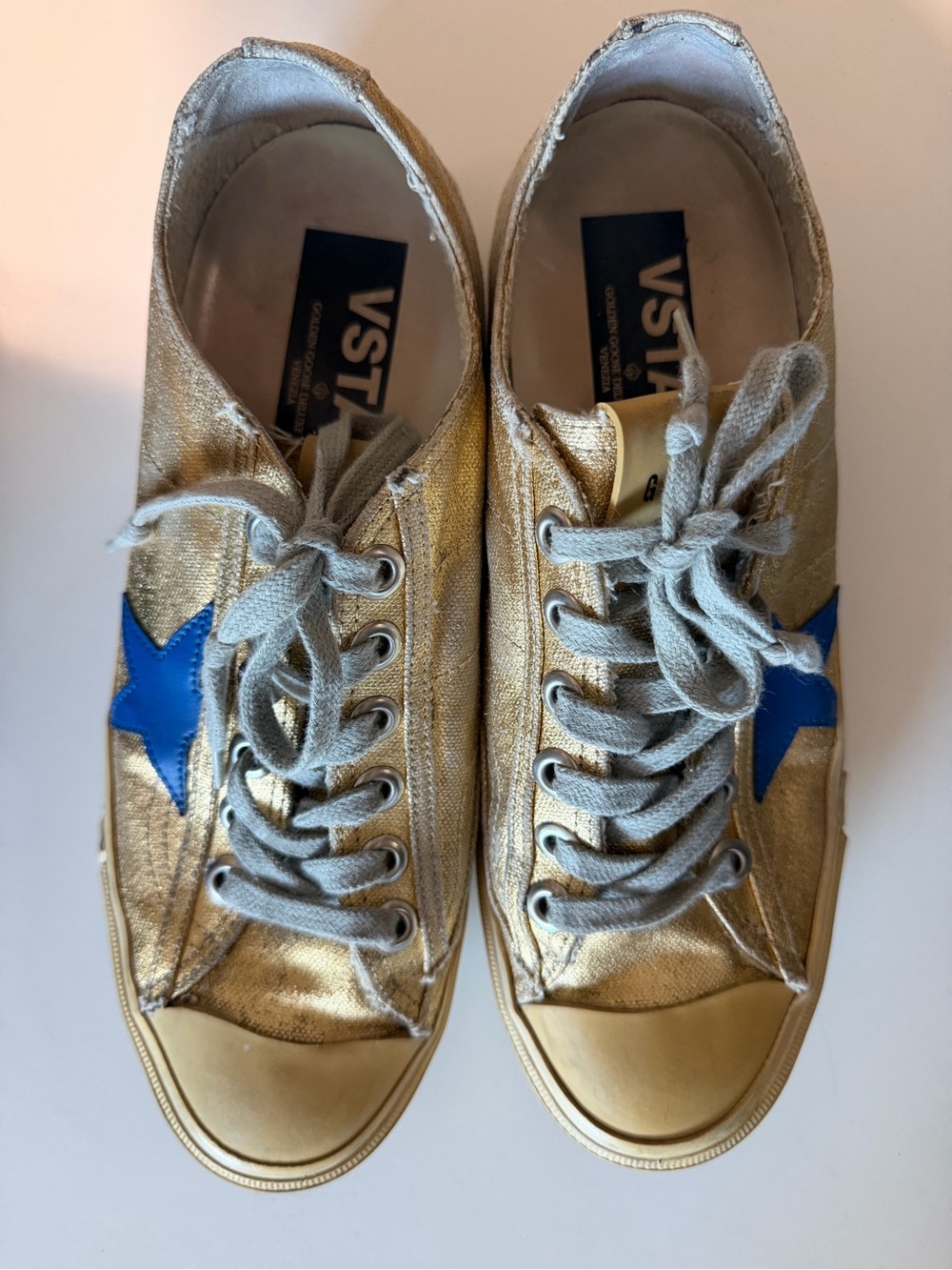 Golden Goose V-Star 2 Gold Metallic Blue Star Sneakers EU 40 - Picture 12 of 15